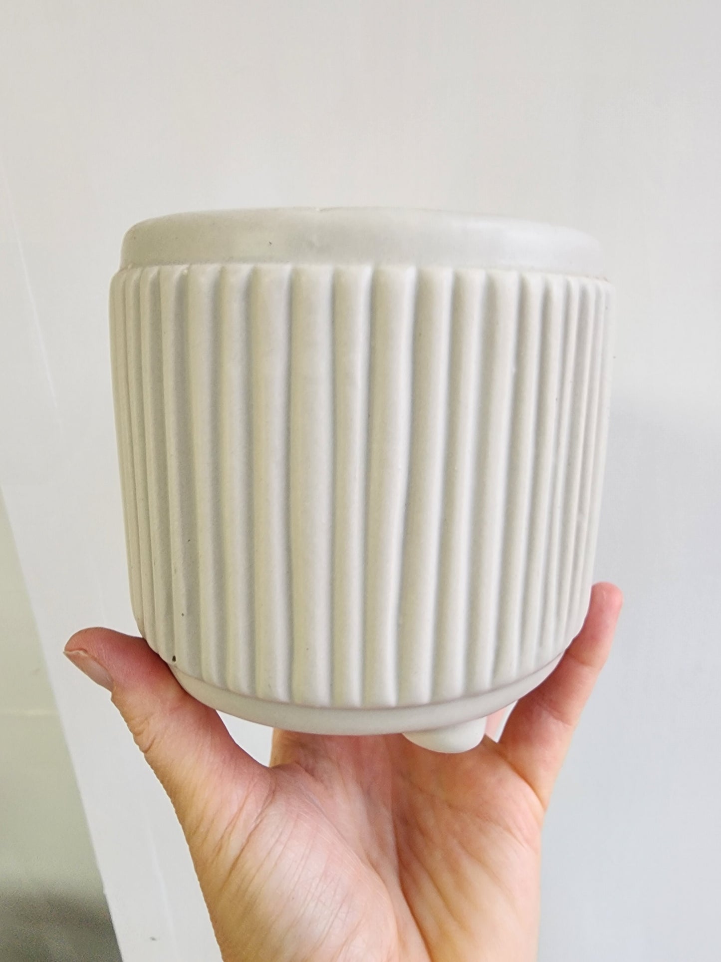 Terra Nova Footed Pot - 10cm/4in