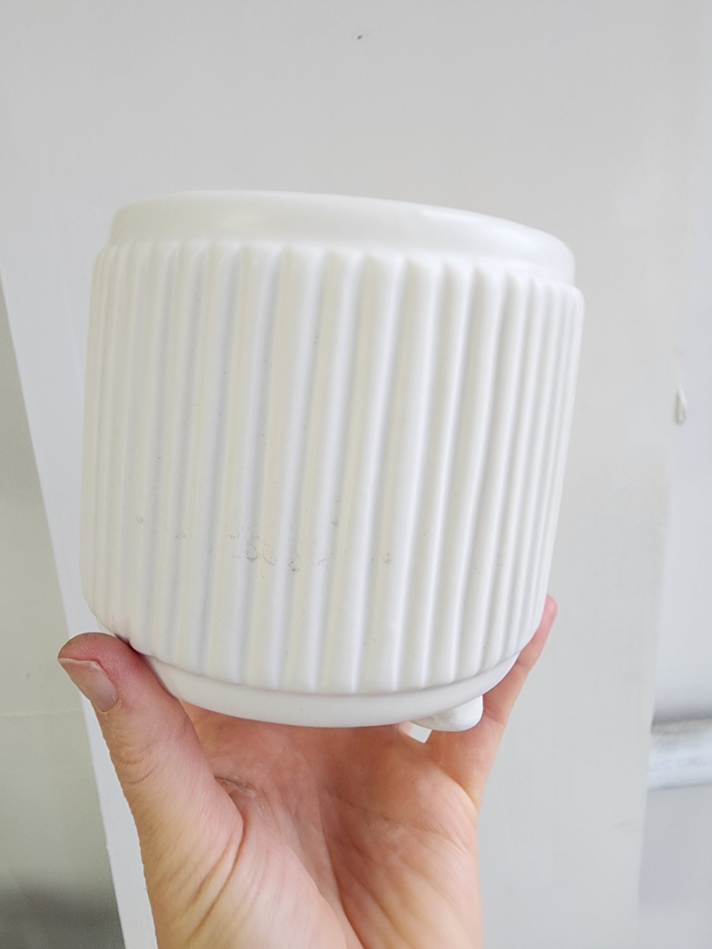Terra Nova Footed Pot - 10cm/4in