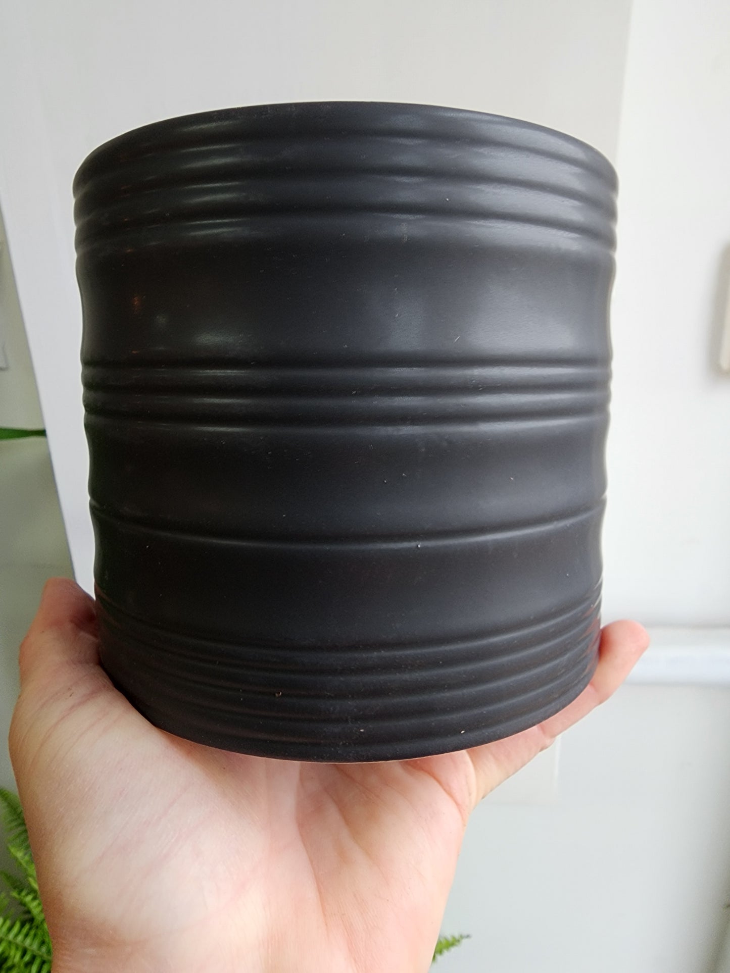 Palazzo Black Matt Ceramic Pot Cover - 12cm/5in