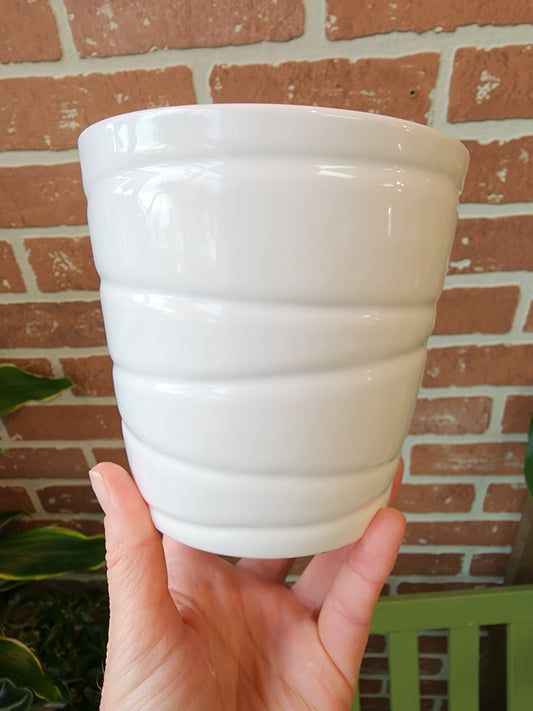 Wave White Ceramic Pot Cover - 10cm/4in.
