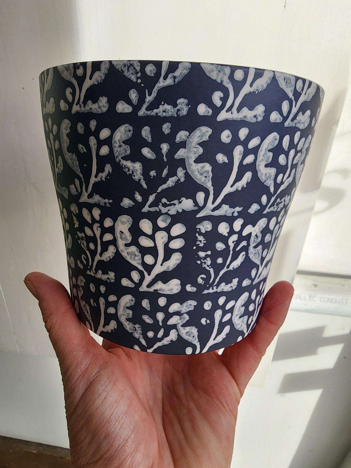 13cm/5in. Fleur Indigo Ceramic